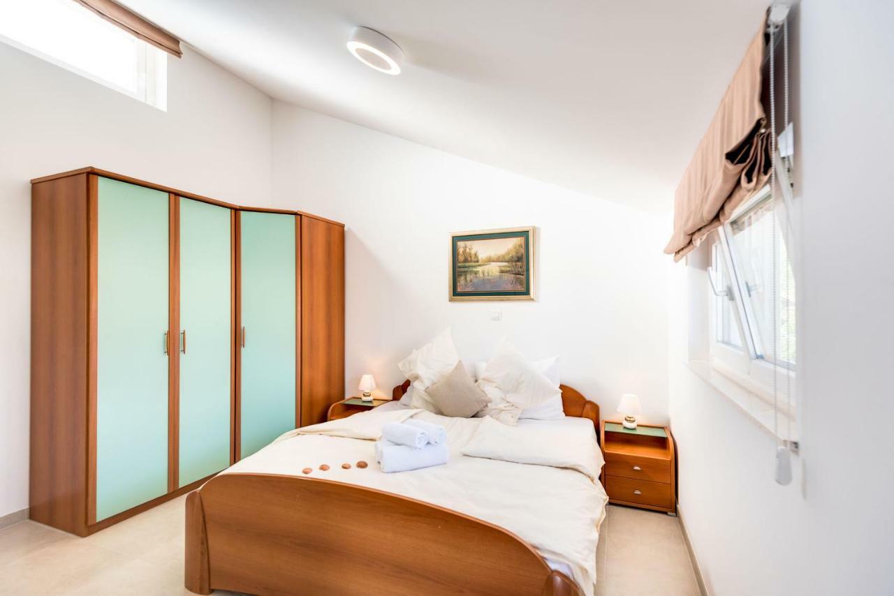 Croatica Suites Podsolarsko Šibenik Eksteriør billede